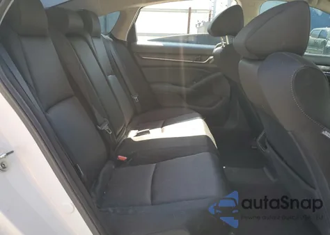 2021 Honda Accord Lx z USA, uszkodzony, nr VIN 1HGCV1F15MA113867